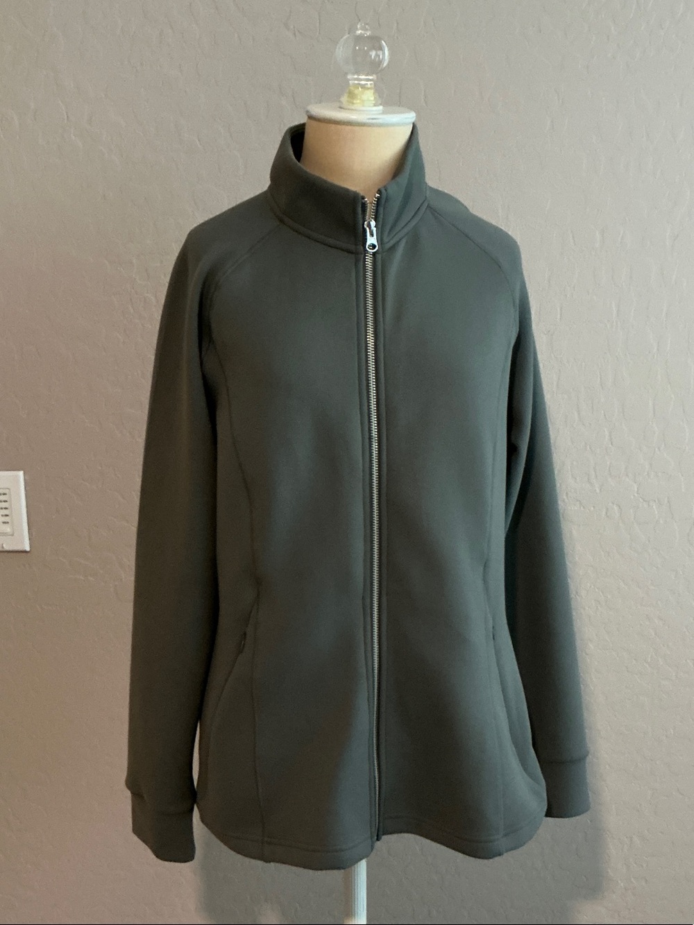 Women’s Green Full-Zip Jacket